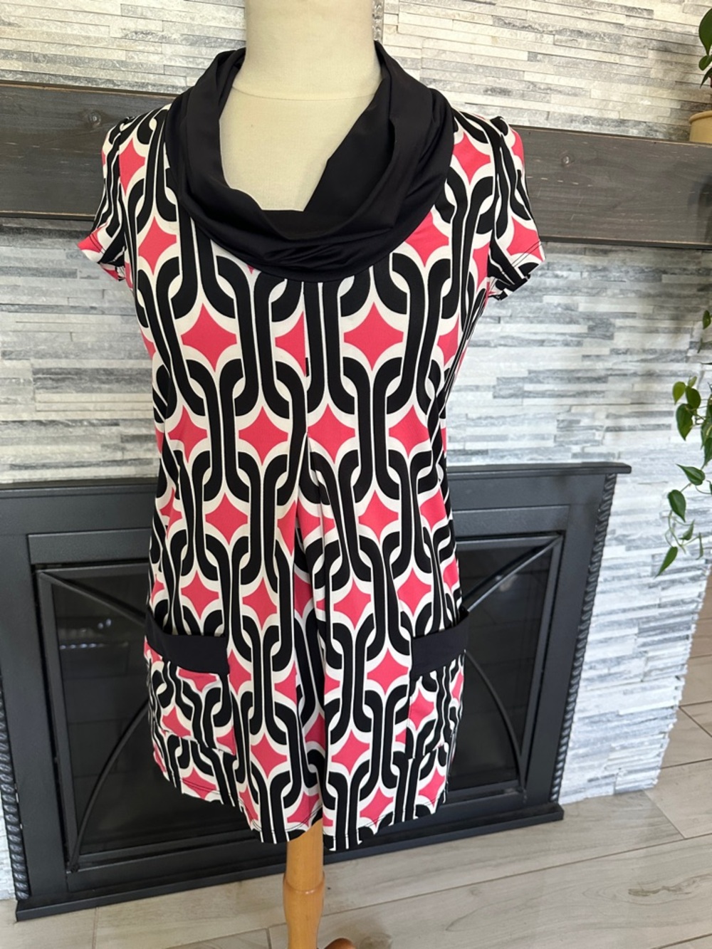 INC International Concepts Black, White & Pink Geometric Tunic Top size S